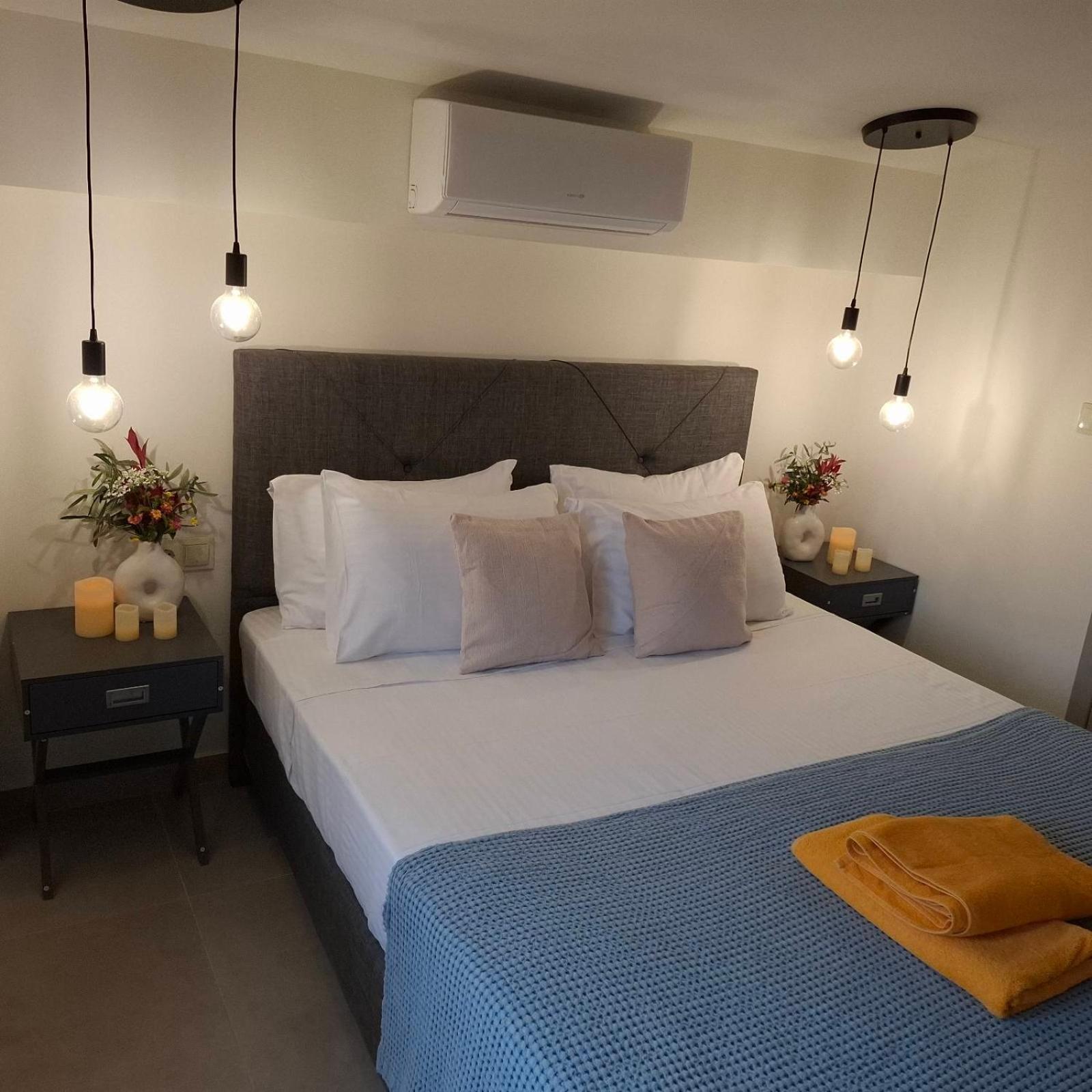 Villas Epta Karpi Complex Of 7 Luxury Villas Skriperon 외부 사진