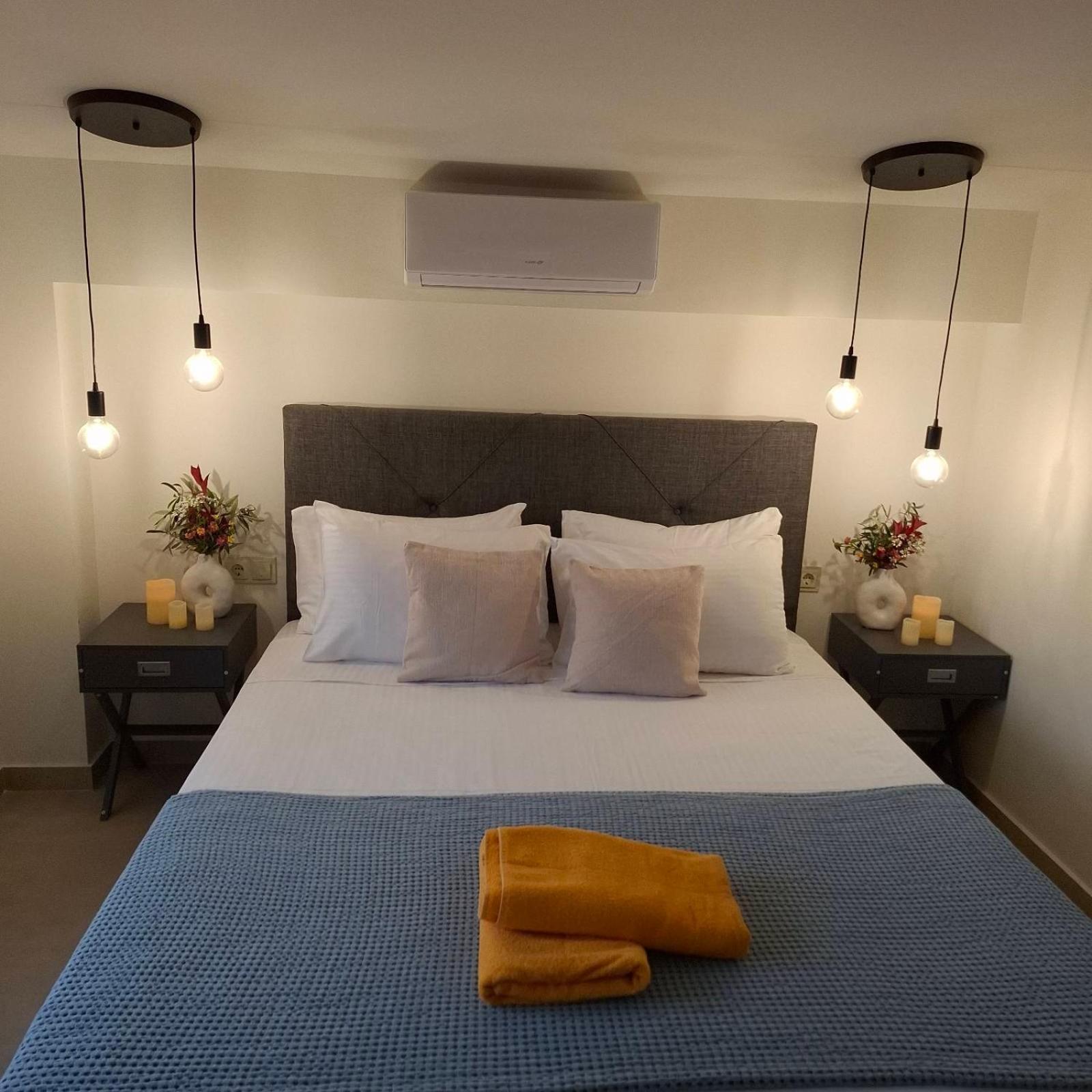 Villas Epta Karpi Complex Of 7 Luxury Villas Skriperon 외부 사진