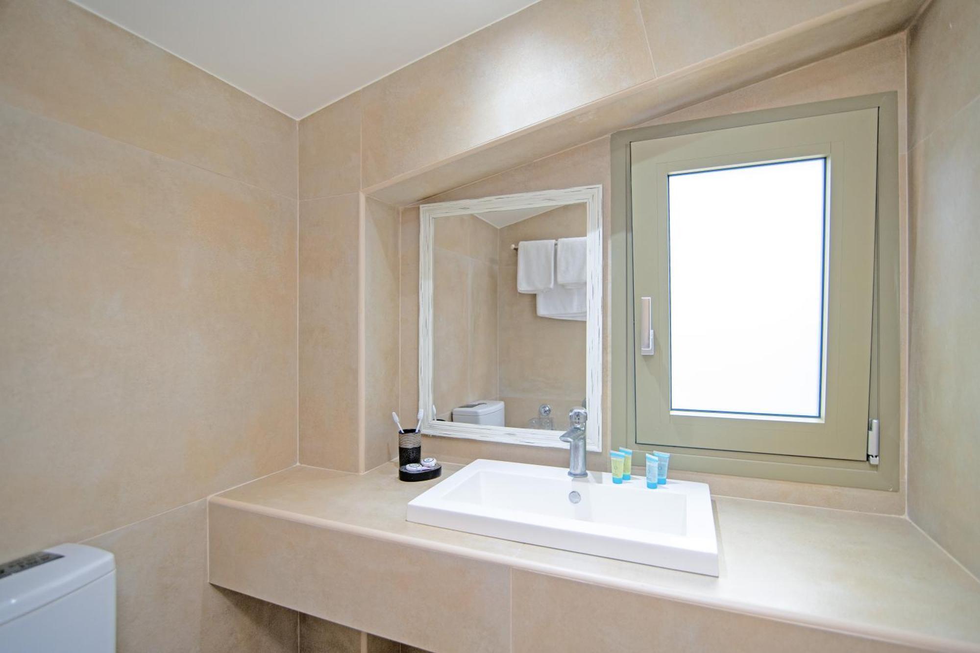 Villas Epta Karpi Complex Of 7 Luxury Villas Skriperon 외부 사진